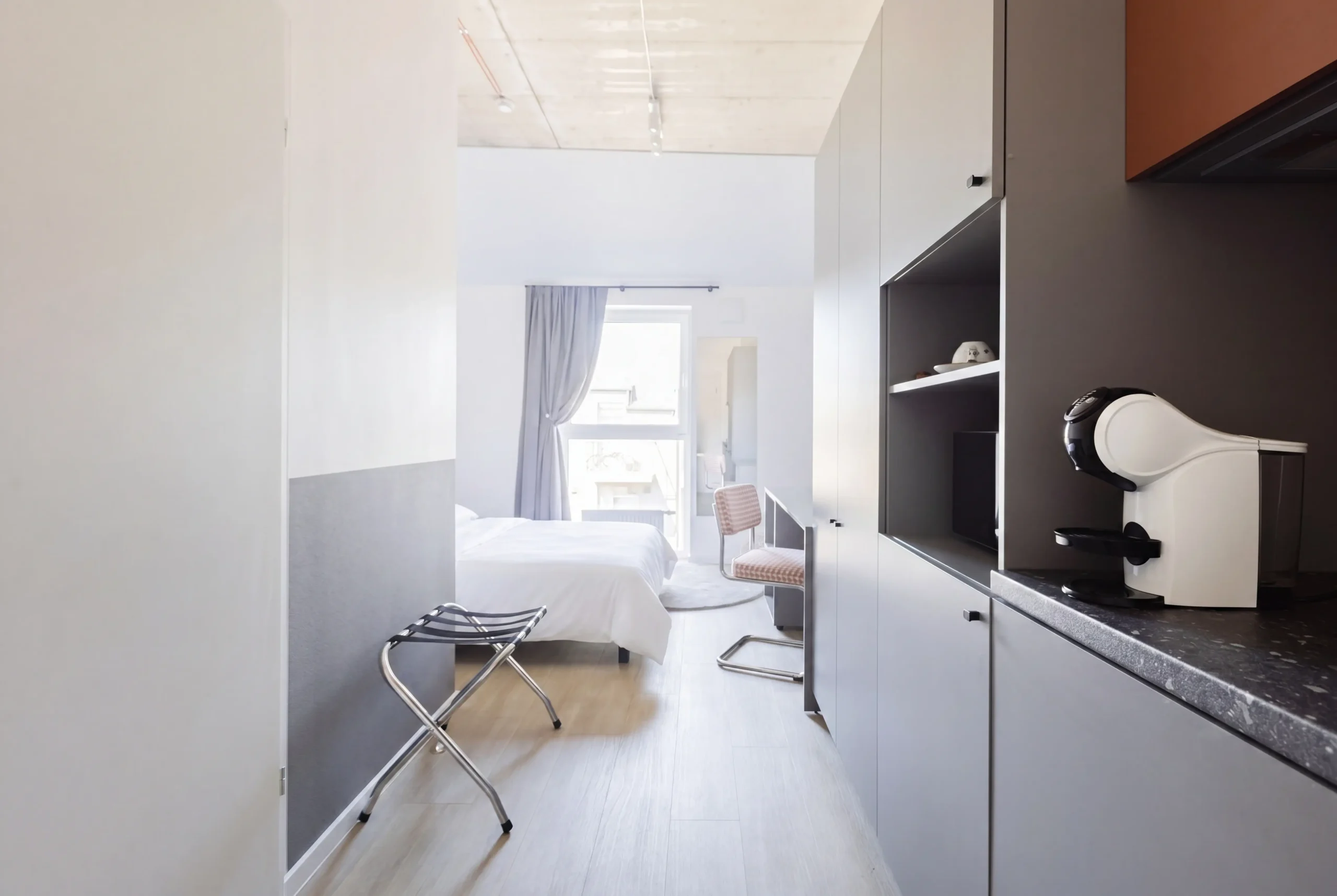 Studio plus room